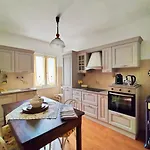 La Casa Del Falegname شقة